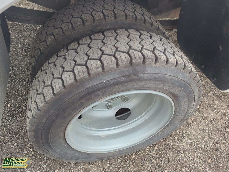 2015-ford-f350-image-30