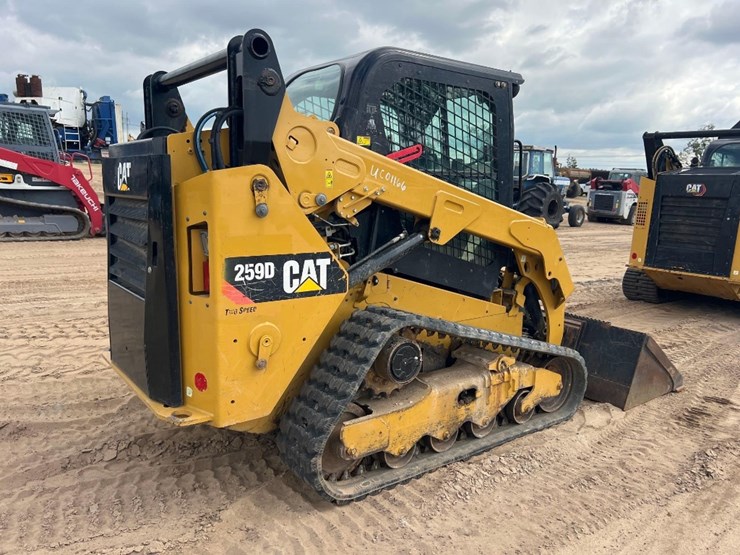 2018-caterpillar-259d-image-4