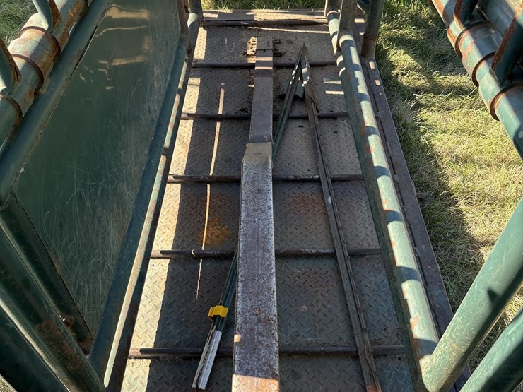 hi-hog-cattle-chute-67-image-7