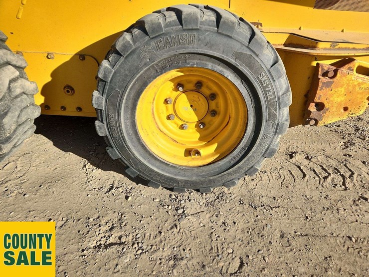 deere-324g-image-26