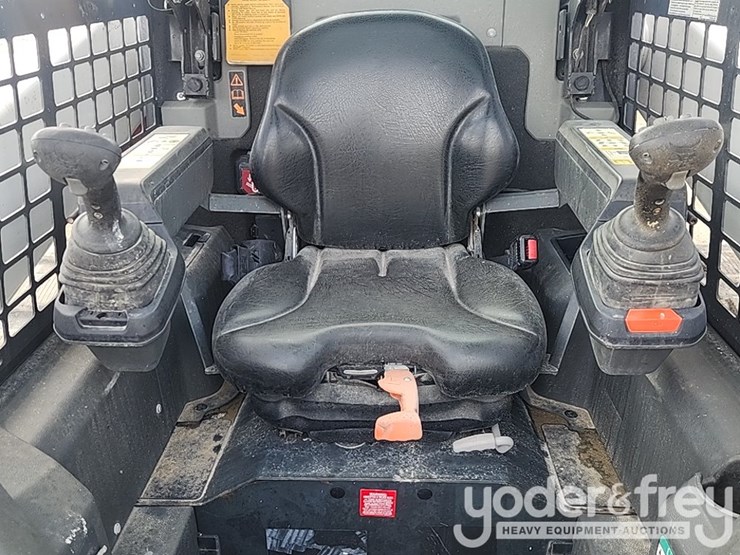 2022-bobcat-t64-image-22