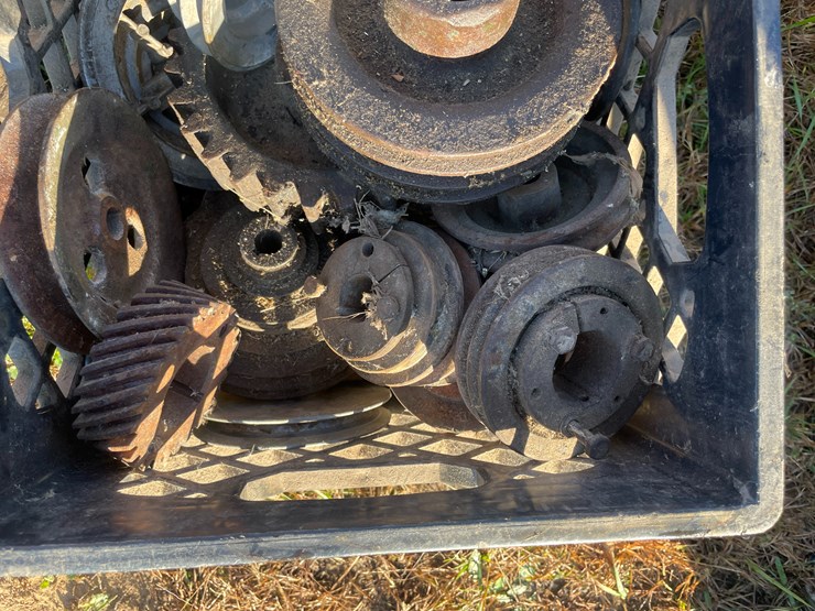 #5079-•-assorted-pulleys-and-gears-image-8