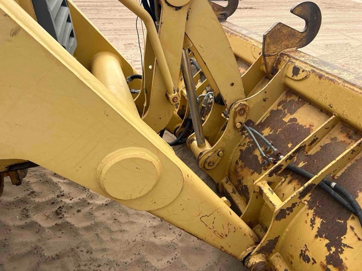 caterpillar-416b-image-26