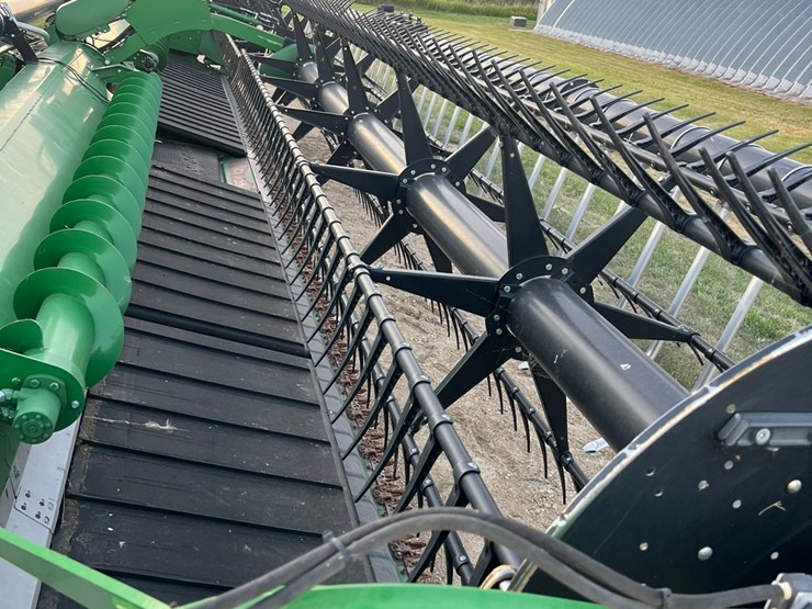 john-deere-645-image-30