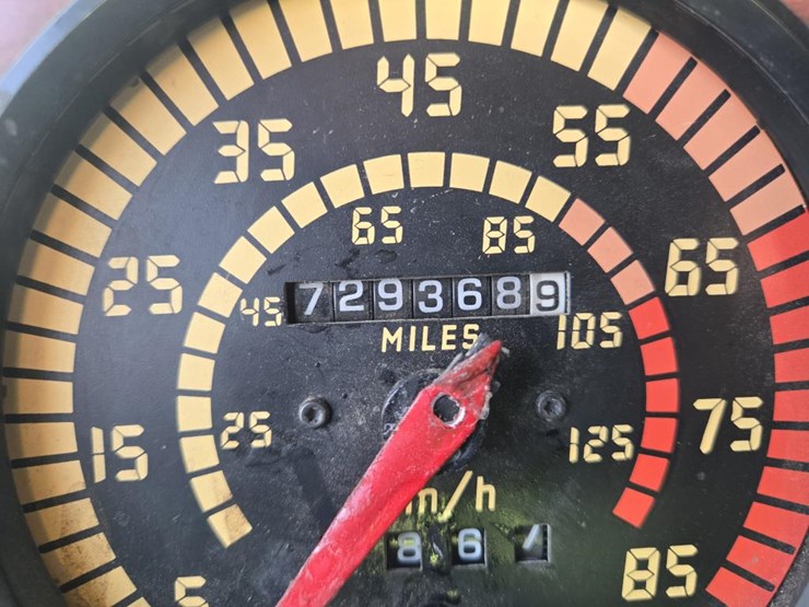 1997-mack-cl700-image-49