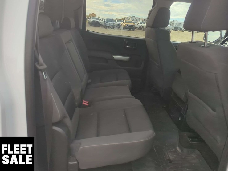 2017-chevrolet-silverado-1500-image-17