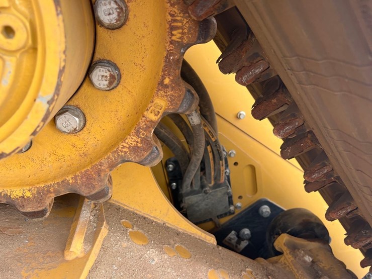 2024-caterpillar-289d3-image-16