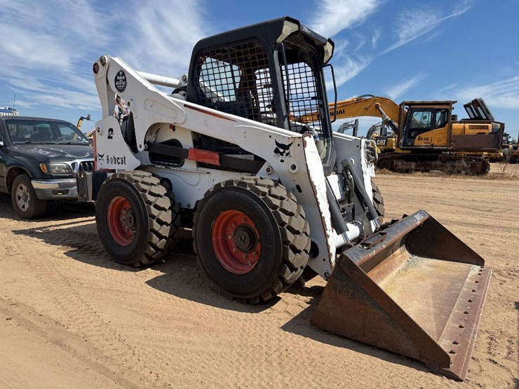 2012-bobcat-s850-image-4