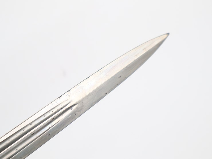 #56-•-#4340-•-wwi-german-officer's-sword-with-z-crest-maker-image-5