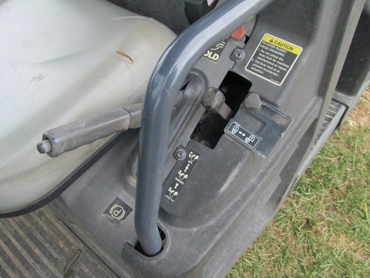 2014-kubota-rtv1140-image-17