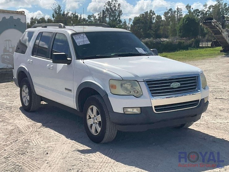 2007-ford-explorer-image-2