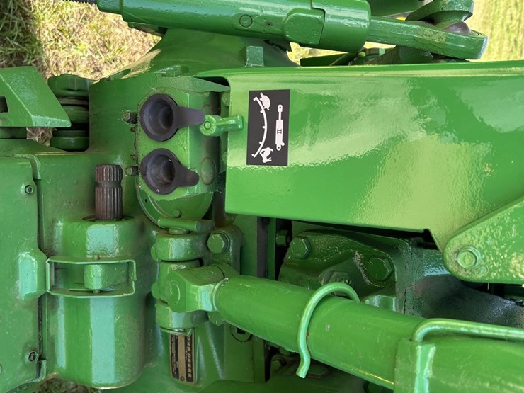 john-deere-4020-image-40
