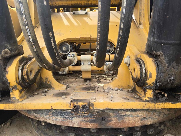 caterpillar-336fl-image-13