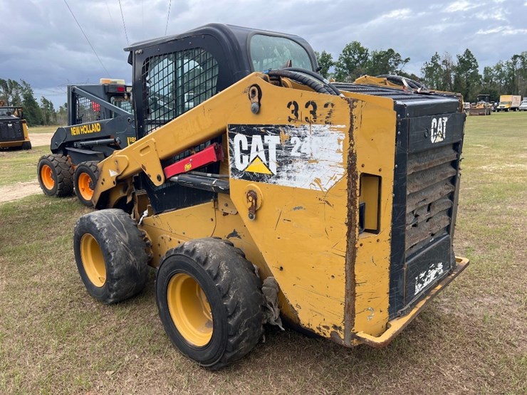 2017-caterpillar-246d-image-2