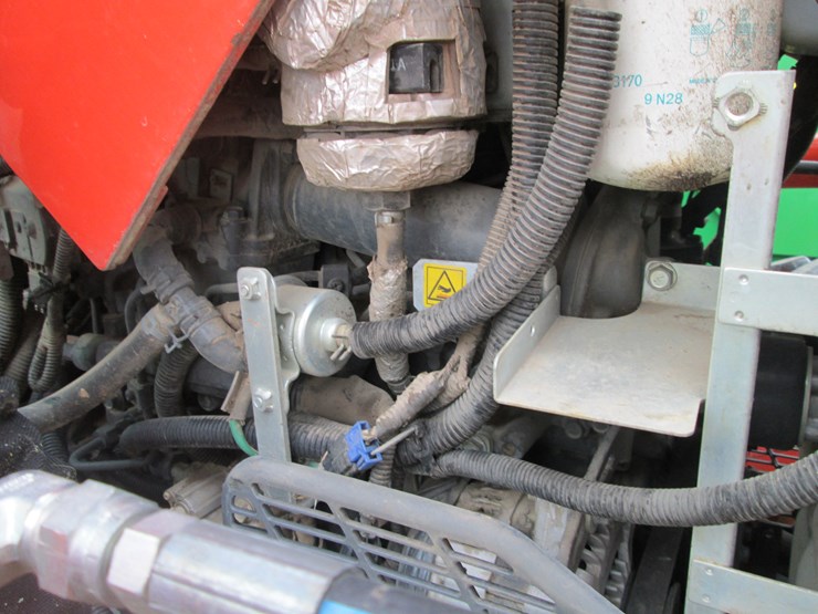 2020-kubota-la1154-image-27