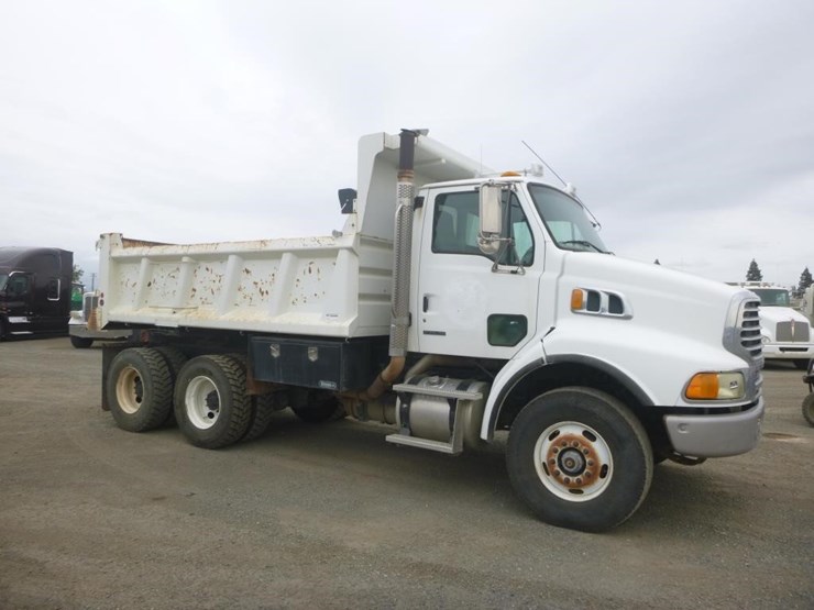 2008-sterling-lt9500-image-2