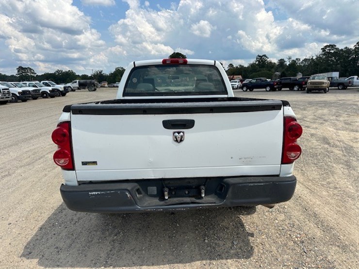dodge-ram-1500-image-8