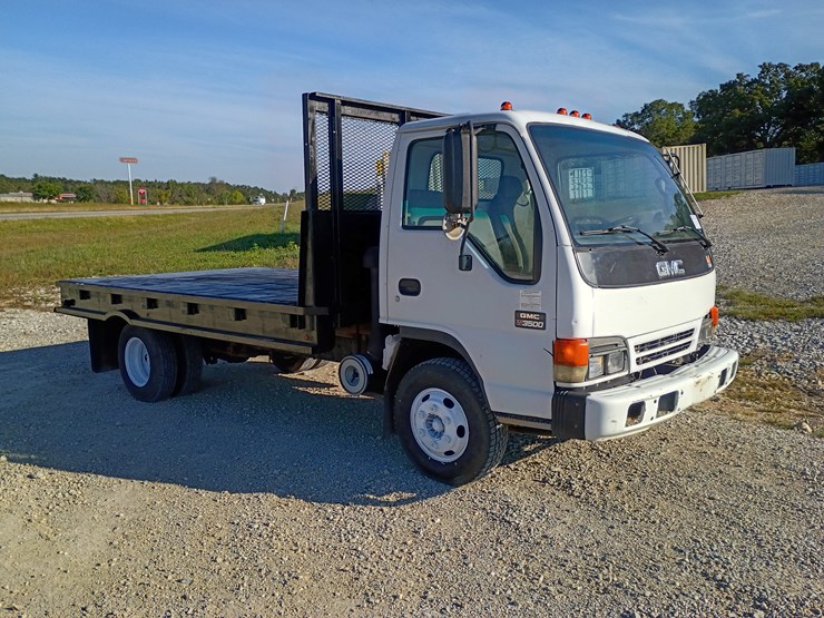 2000-gmc-w3500-image-12