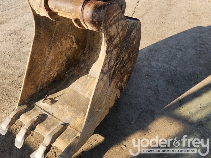 2004-terex-hr32-image-9