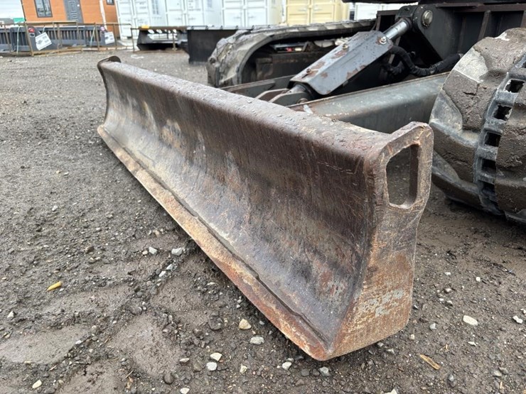 2019-bobcat-e32i-image-9