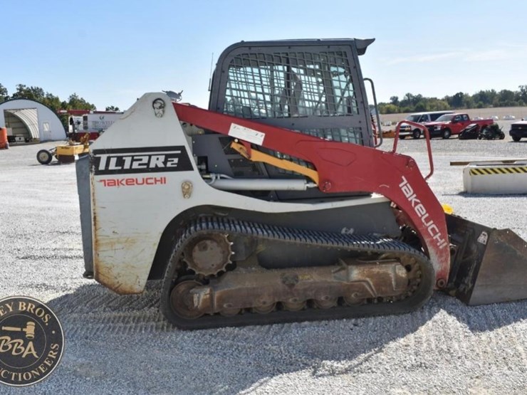 2020-takeuchi-tl12r2-image-31