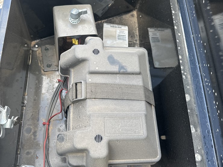 2024-m-t-750-gal-t/a-fuel-trailer-image-19