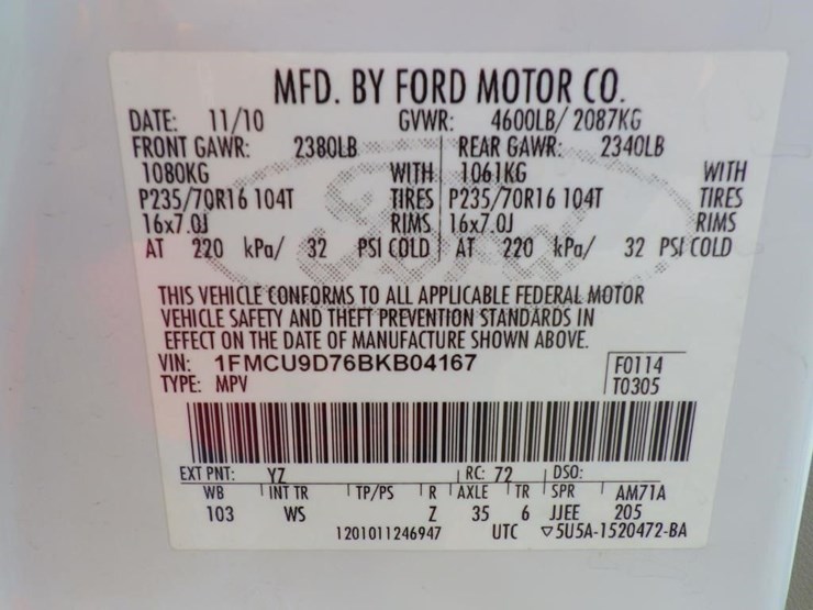 2011-ford-escape-image-16
