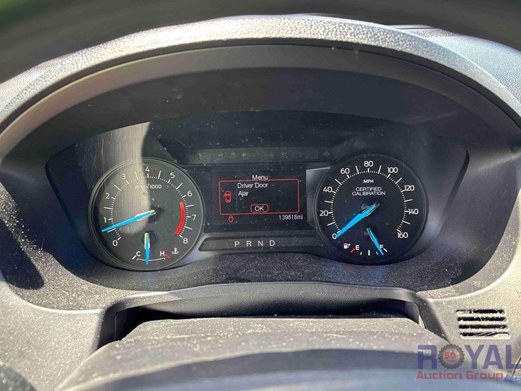 2019-ford-explorer-image-14