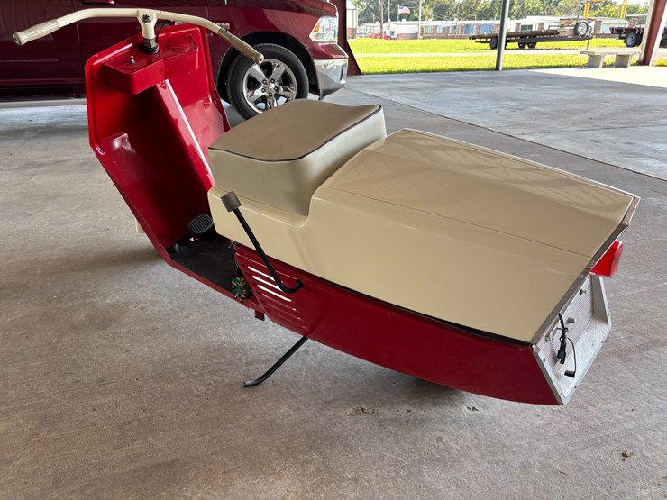 #224-•-1960-cushman-road-king-|-no-title-image-3