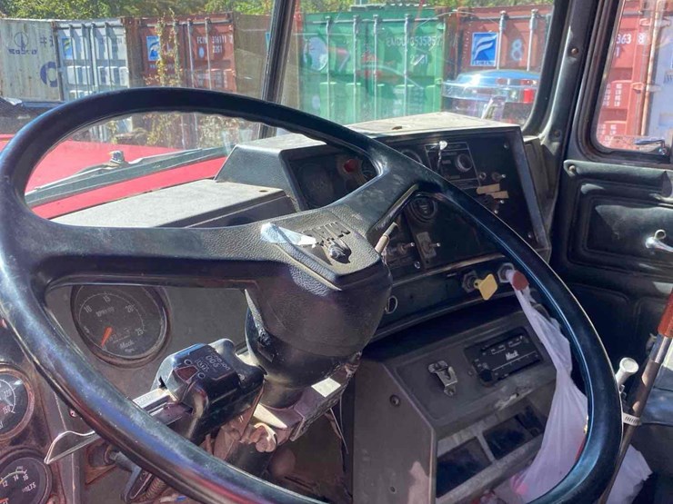 1989-mack-rd690sx-image-13