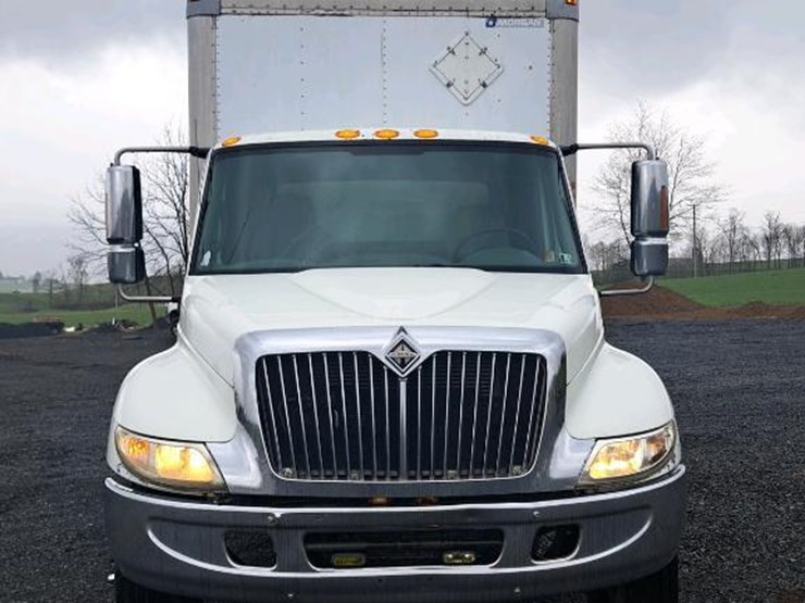 2007-international-durastar-4300-image-4