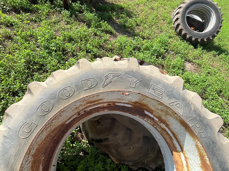 #5012-•-tractor-duals-image-8