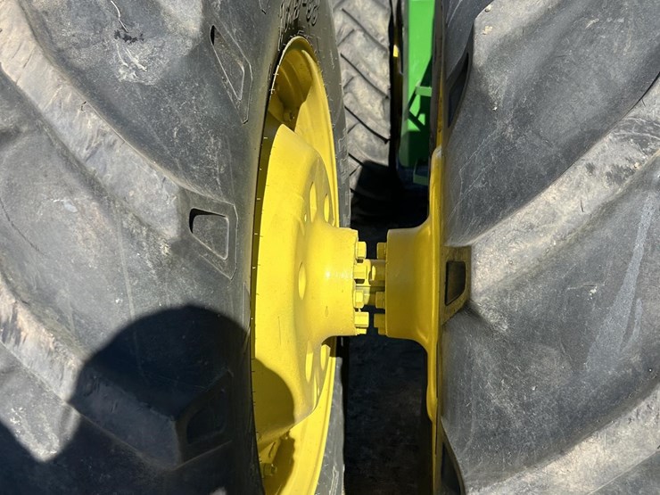john-deere-8450-image-33