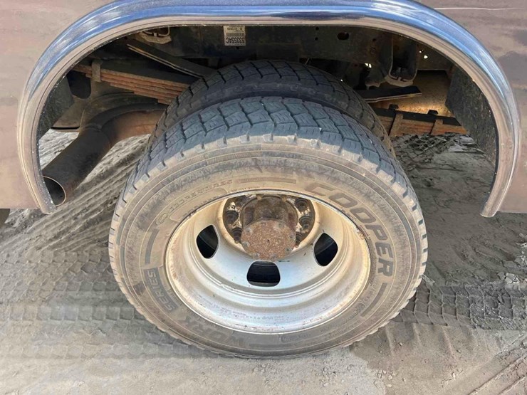 2015-dodge-ram-4500-image-11