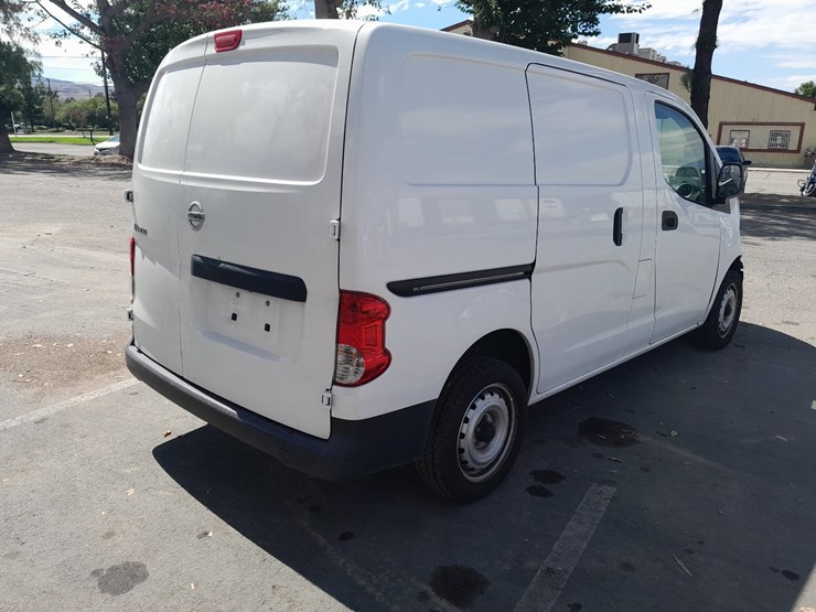 nissan-nv200-image-3