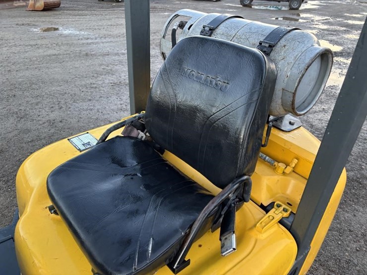 komatsu-fg20st-12-image-17