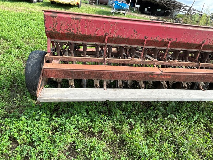 #5010-•-mccormick-10'-grain-drill-image-13