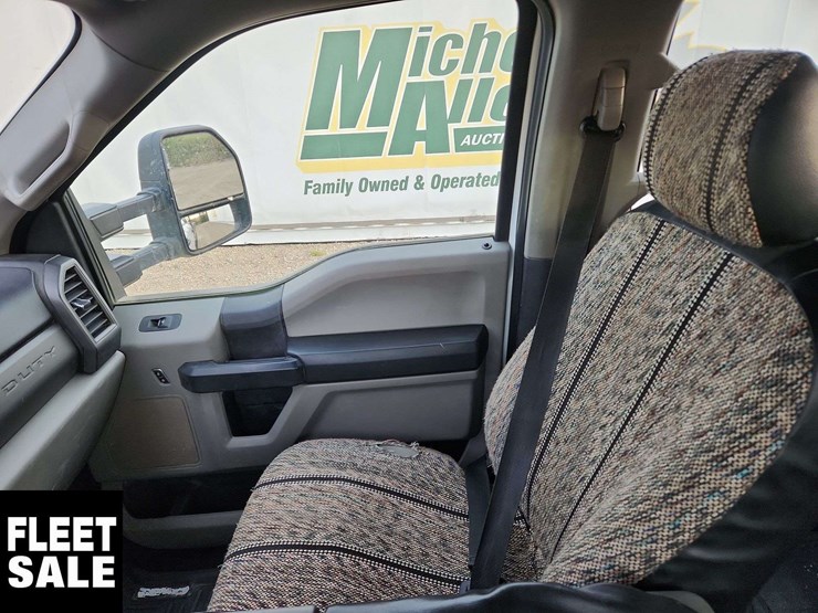 2020-ford-f350-image-18