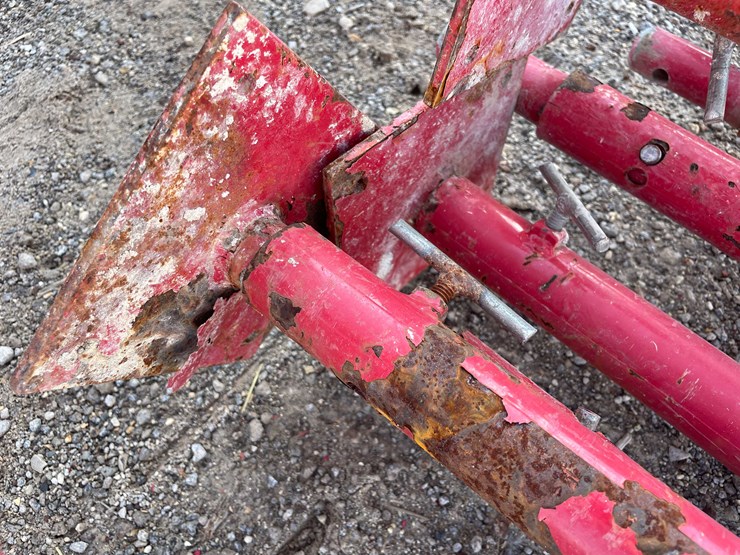 #1950-•-(12)-scaffolding-winter-enclosure-brackets-image-5