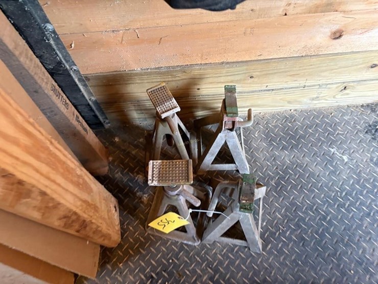 jack-stands-image-3