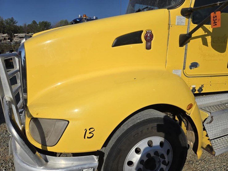 2012-kenworth-t660-image-9