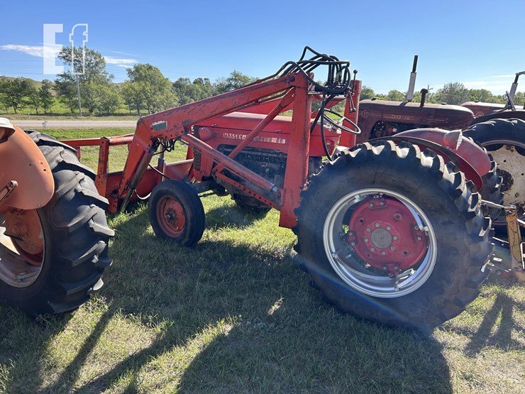 massey-ferguson-65-image-4