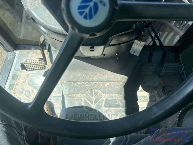 new-holland-7500-image-14