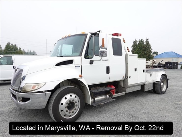 2010-international-4300-image-1