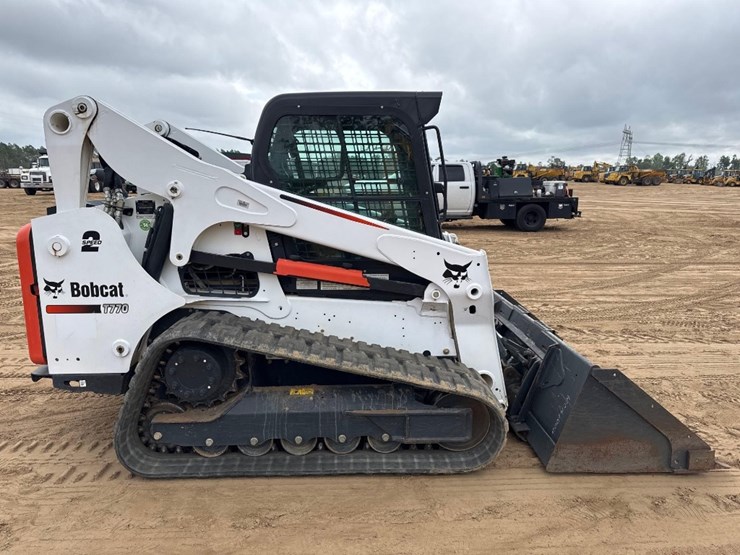 2016-bobcat-t770-image-5