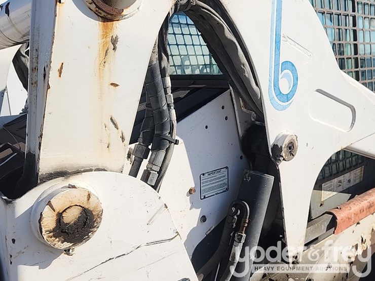 2008-bobcat-s250-image-18