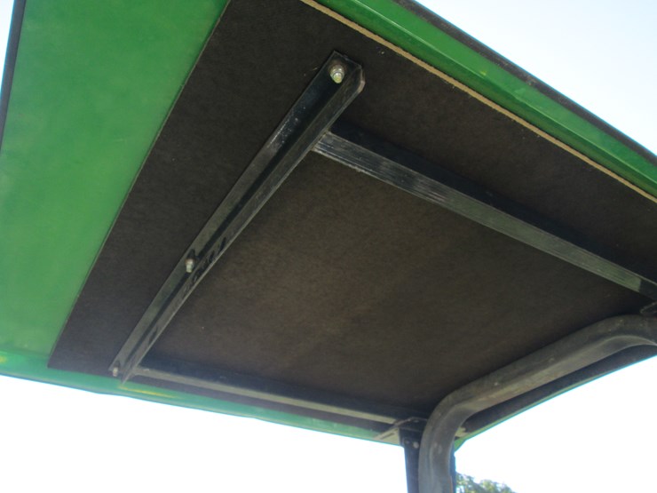 2001-john-deere-5205-image-26