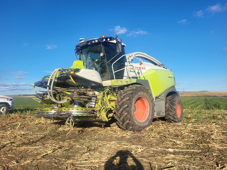 #2050-•-class-970-jaguar-forage-harvester-image-1