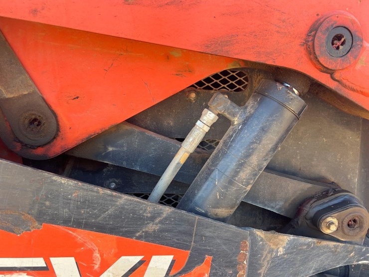 kubota-svl75-2-image-18