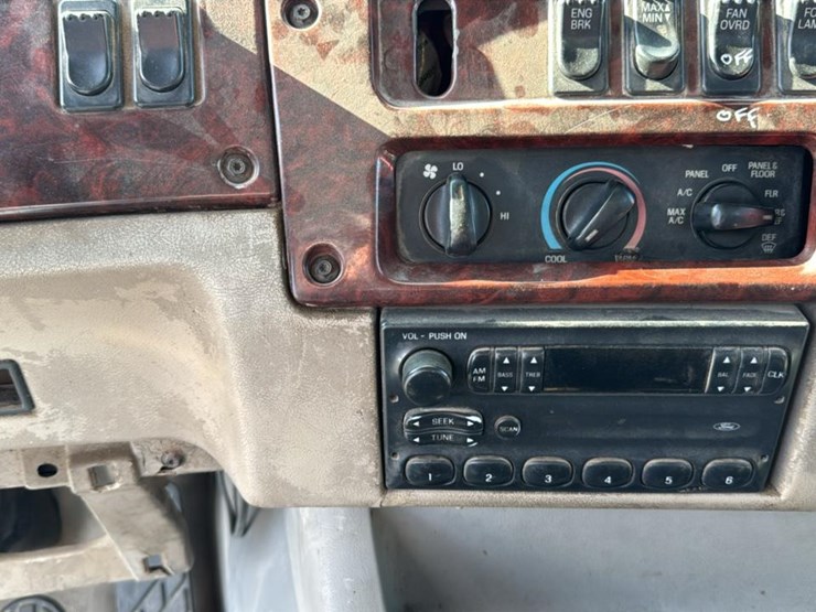 1996-cummins-m11-image-69